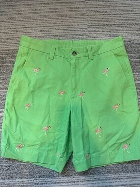 VTG 1946 | Men's Green Embroidered Flamingo Shorts | Size 32 | 7” inseam